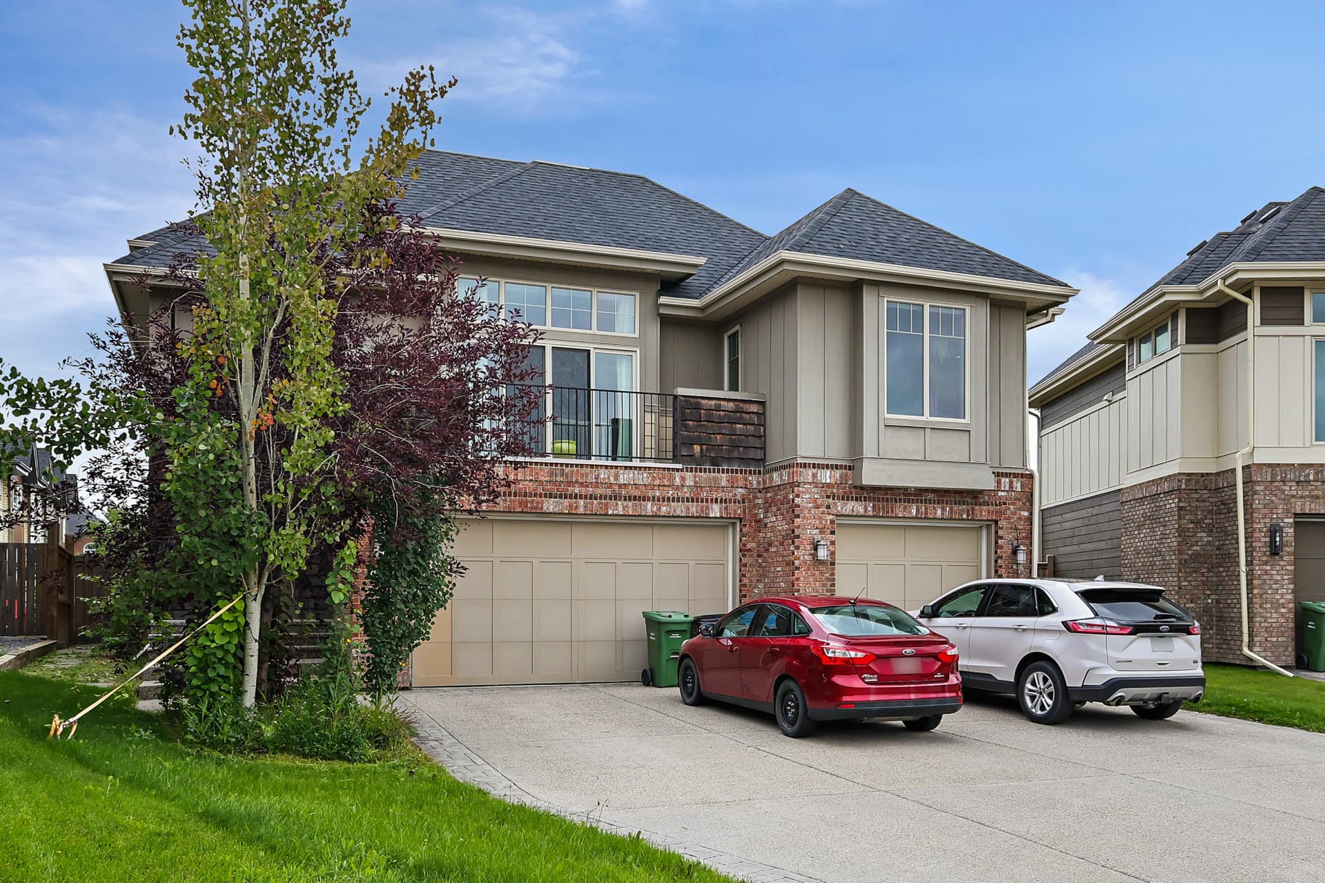 228 Valley Crest Rise NW, Calgary — photo 1 of 4